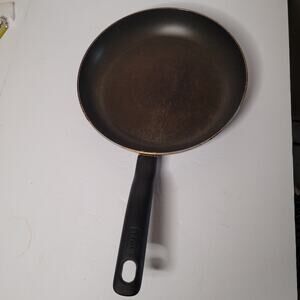 Used 11-inch Frying Pan - Great for Everyday Cooking!